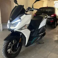 موتورسیکلتj200
