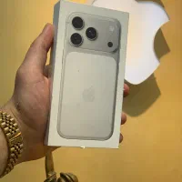 iPhone 17 pro active