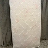 تشک تخت کودک و کاور ضد آب