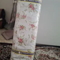 یک طاقه پارچه تیترون گلدار نخی نو نو استفاده نشده