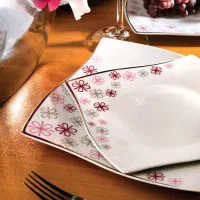 سرویس چینی ۱۸ نفره زرین طرح تینا