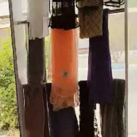 فروشی وسایل پوشاک