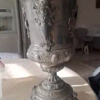 عتیقه پیسوز داخل کلیسا