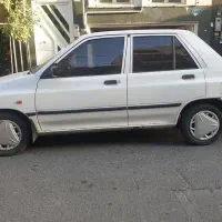 پرایدسفید به شماره پلاک ۲۶۲ط۵۶ ایران ۸۷ دزدیده شده