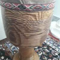 تنبک|سازهای سنتی|نیشابور, میدان حافظ|دیوار