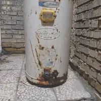 ابگرمکن برقی دیواری شعله ابی ۱۰۰ لیتر