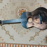 گیتار پرشین  طرحدار زیبا در حد نو