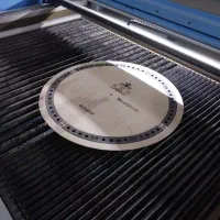 خدمات لیزر  غیر فلز