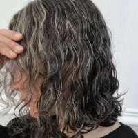 رنگ مو زیبا|خدمات آرایشگری و زیبایی|دهدشت, |دیوار