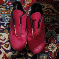 کفش فوتبال و فوتسال