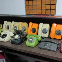 تلفن قدیمی|کلکسیون اشیاء عتیقه|کاشان, باهنر|دیوار