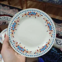 تعدادی ظروف|ظروف سرو و پذیرایی|اراک, |دیوار