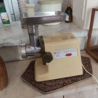 چرخ گوشت کار کرده قیمت مناسب|خردکن، آسیاب، غذاساز|قوچان, |دیوار