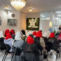 استخدام ناخن کار و مژه کار در سالن زیبایی معروف|استخدام درمانی، زیبایی، بهداشتی|تهران, اقدسیه|دیوار
