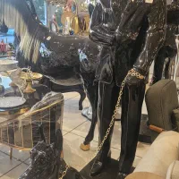 مجسمه سالنی مرد جنتلمن سر گردون