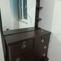 میز و دراور آیینه کشویی