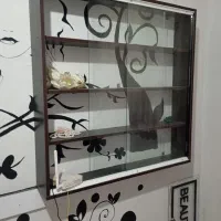 دکور ویترین چهار طبقه دیواری جنس چوب .