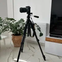 دوربین نیکون d5300 با لنز  140-mm 18