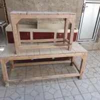 نیمکت چوبی