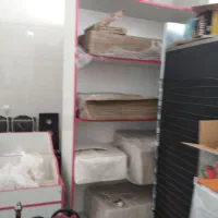 کابینت سالم و نو|کتابخانه، شلف، قفسههای دیواری|زند, |دیوار