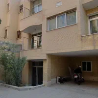 ویلایی 310 متری / پلاک دوم خیابان سروش|اجارهٔ خانه و ویلا|اصفهان, احمدآباد|دیوار