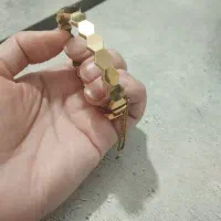 ۲ عدد دستبند طلا نو برابر تابلو