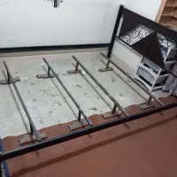 تختخواب دونفره کار کرده