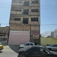 به یک جوشکار برای نبشی کشی  نما نیاز دارم
