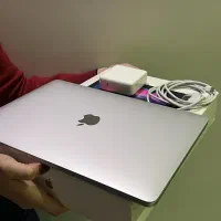 Macbook pro m2 هلس باطری ۱۰۰ درصد