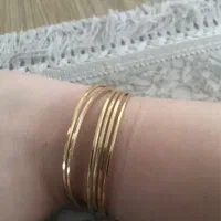 طلا حدود ۲۵ گرم سه تا بچگانه النگو و۶تا بزرگسال