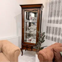 بوفه ویترین در حد آکبند چشمه نور