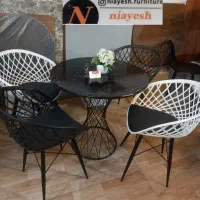 صندلی ،،ضدآب وآفتاب نشکن