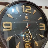 ساعت دیواری بزرگ دو زمانه