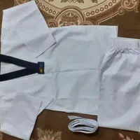 لباس ورزشی تکواندو حلقه فوتبال دستی