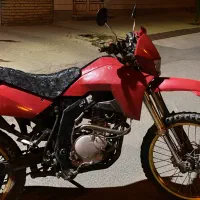 تریل str 200|موتورسیکلت|الیگودرز, |دیوار
