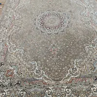 دوتا فرش ۱۲متری و یک ۶متری