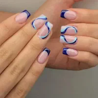 کاشت ناخن.|خدمات آرایشگری و زیبایی|مشهد, ایثار|دیوار