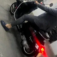 وسپا gts مشکی پیانویی در حد صفر (بی رنگ)