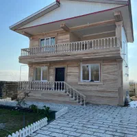 ۴۰۰ متر زمین /ویلا نوساز /داخل پله /بنا ۱۵۰ متر