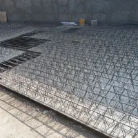 استخدام کارگر در کارگاه تیرچه سازی