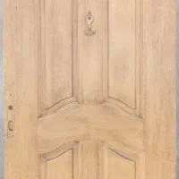 درب چوبی در قلعه تل