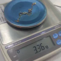 مقداری طلا 300 بالای تابلو