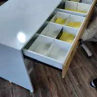 میز تحریر یا آرایشگاهی|میز تحریر و کامپیوتر|شوط, |دیوار