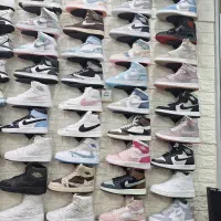 کتونی/جردن /وان/1|کیف، کفش، کمربند|هشتگرد, شهرک ولیعصر (مصلی)|دیوار