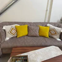 مبل چستر ۸ نفره با یک میزجلو مبلی و سه عدد عسلی|مبلمان خانگی و میز عسلی|میانه, |دیوار