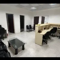 کارشناس فروش تلفنی خانم