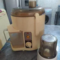 آبمیوه گیری و آسیاب