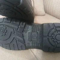 کفش ایمنی|کیف، کفش، کمربند|رشت, جانبازان|دیوار