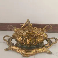 شکلات خوری برنزشیک