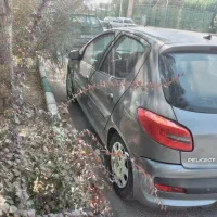 پژو 206 مدل ۸۳تیپ ۶اتومات ،بسیار تمیز